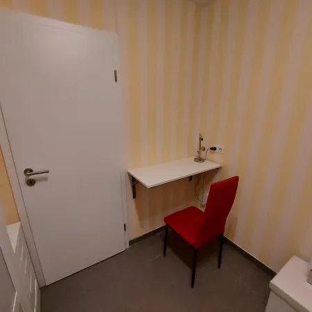 Several Different Rooms, Newly Furnished, In A New House In Vichten Exterior photo
