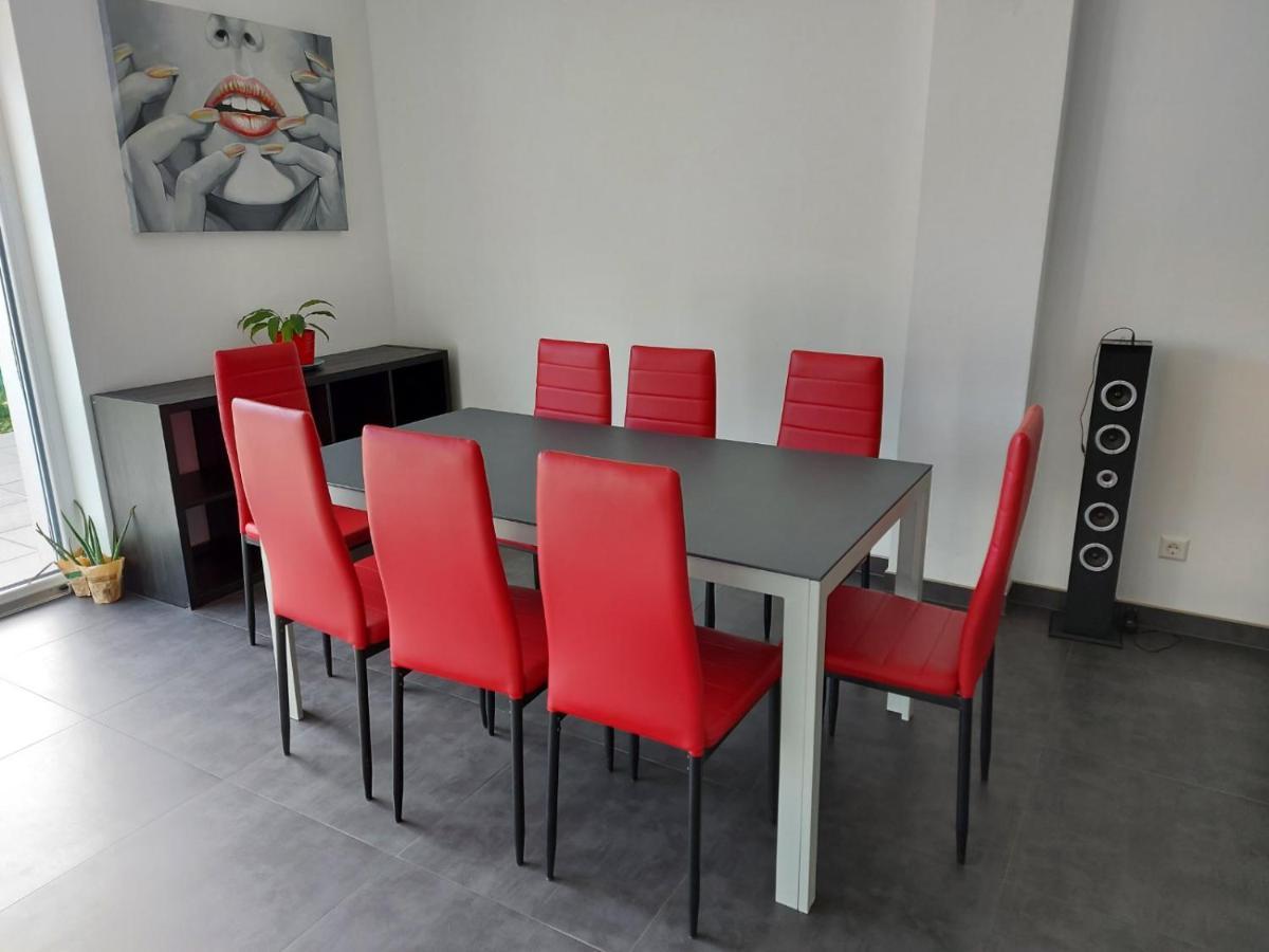 Homestay Several Different Rooms, Newly Furnished, In A New House In Vichten